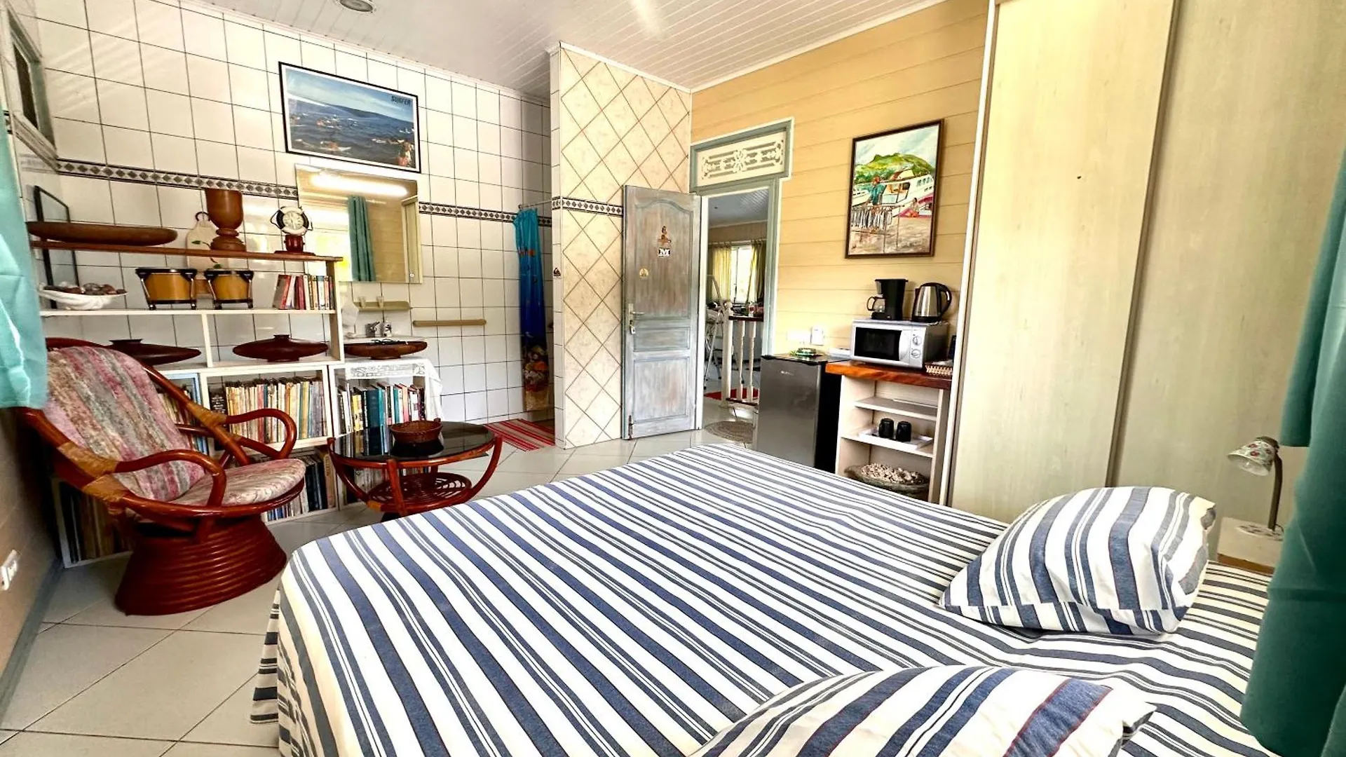 Meri Lodge Huahine « Room Of Marta » Fare